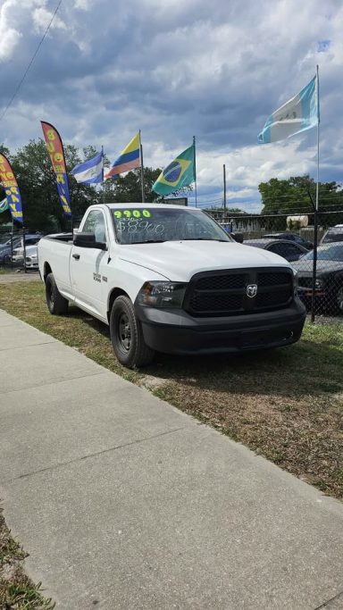 2015 Dodge ram 1500 Short Bed
$8.900