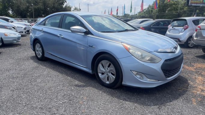 2013 HYUNDAI SONATA